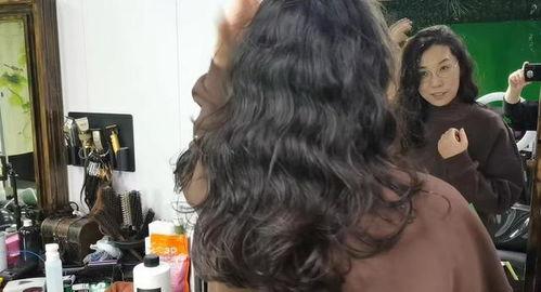 烫发视频教程,跟随视频教程打造完美卷发