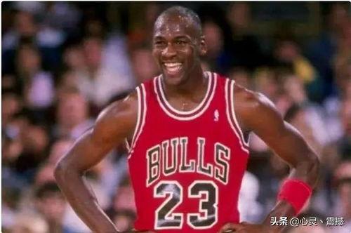 乔丹单挑视频,传奇对决，篮球之神再现巅峰对决瞬间”