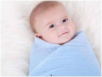 惊跳反射视频,新生儿本能反应的奇妙瞬间