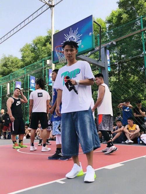 吴悠视频,揭秘篮球技巧与激情瞬间