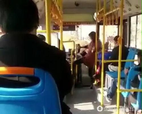公交车打架视频,一场激烈打斗的现场还原