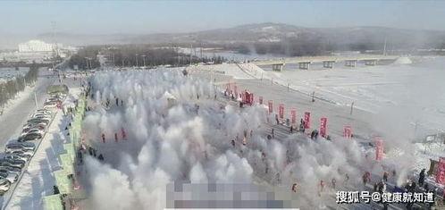 泼水成冰视频,泼水成冰，揭秘冰花绽放的奥秘