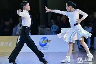 外国拉丁舞视频,跟随视频领略异国风情舞步