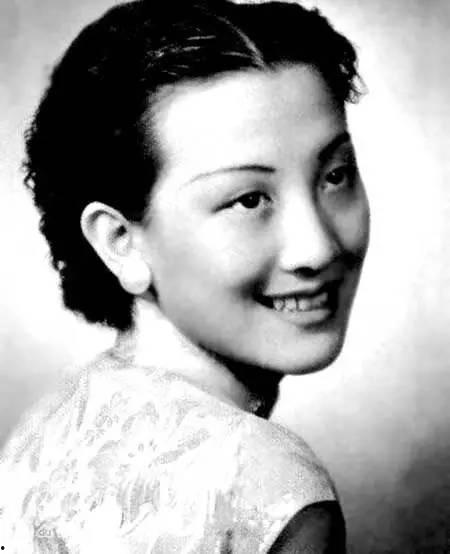 周璇视频,传奇歌后风采依旧