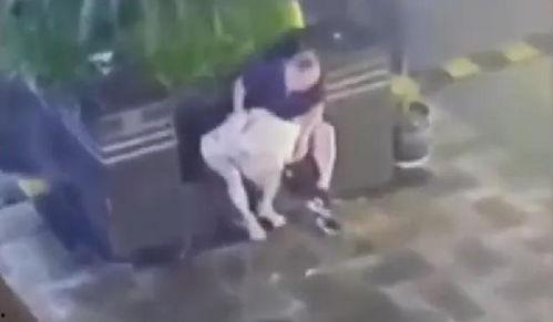 捡尸视频,揭秘捡尸视频背后的真相