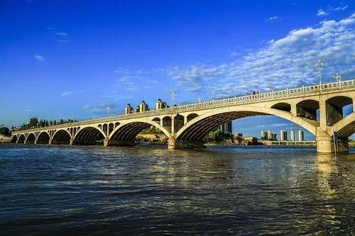 伊犁河畔古筝视频,伊犁河畔古筝韵动