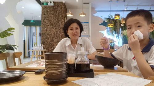 广州吃小孩视频完整版,揭秘吃小孩视频真相