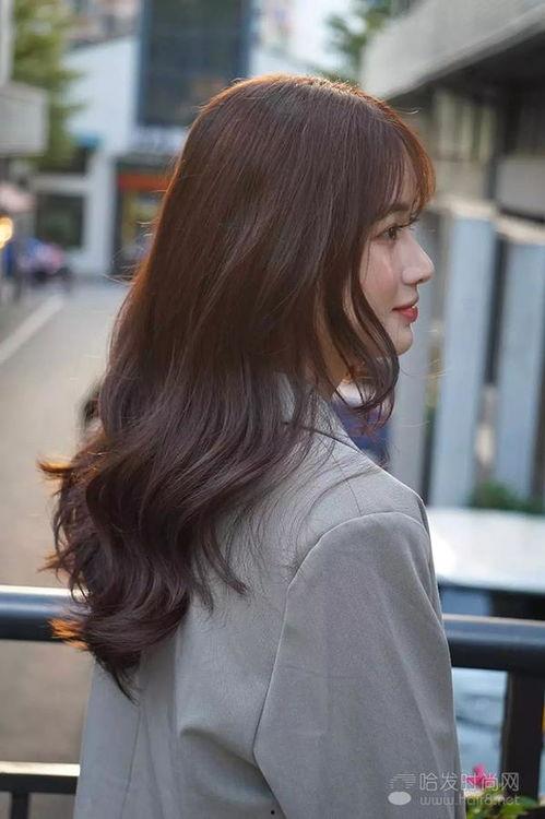 染头发视频教程,跟随视频教程打造时尚发色