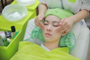 脸部护理视频,跟随视频轻松拥有完美肌肤