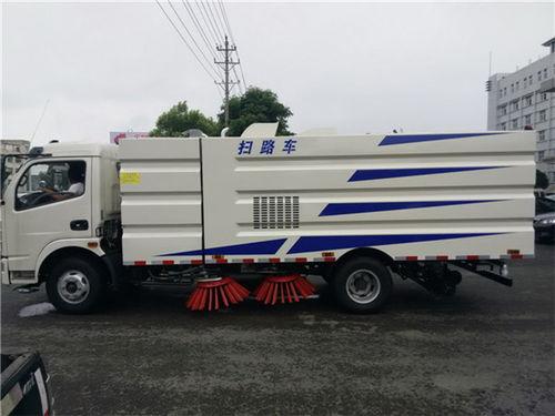 扫路车视频,高效清洁，守护城市美好环境