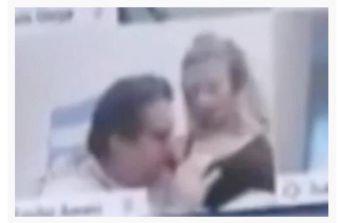 吻戏吻胸视频,揭秘吻戏吻胸视频背后的故事