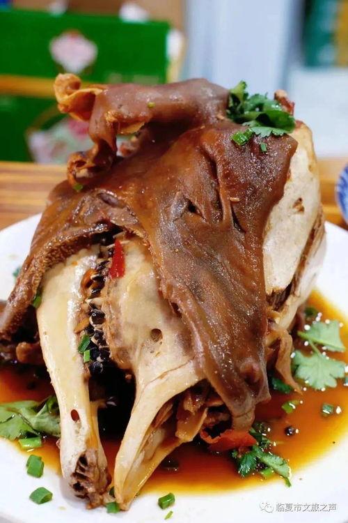 烤羊头视频,香气四溢的制作过程