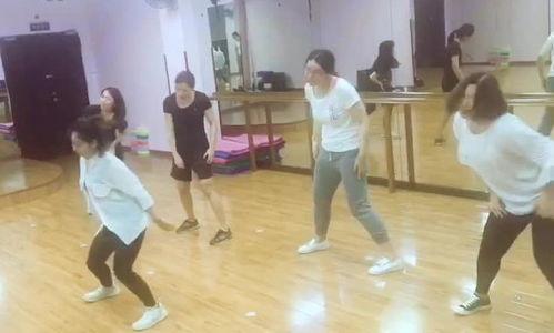 舞蹈室视频,揭秘舞蹈室里的精彩瞬间