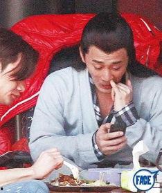 挖鼻屎视频,挖鼻屎视频的流行与争议