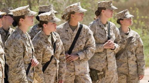 美国女兵视频,勇敢坚毅，展现军旅荣耀