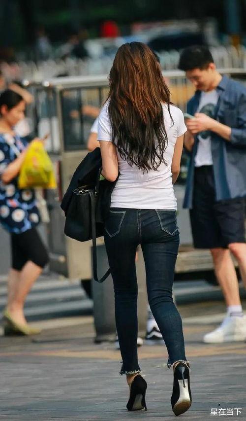 牛仔裤女视频,牛仔裤女视频演绎街头风采