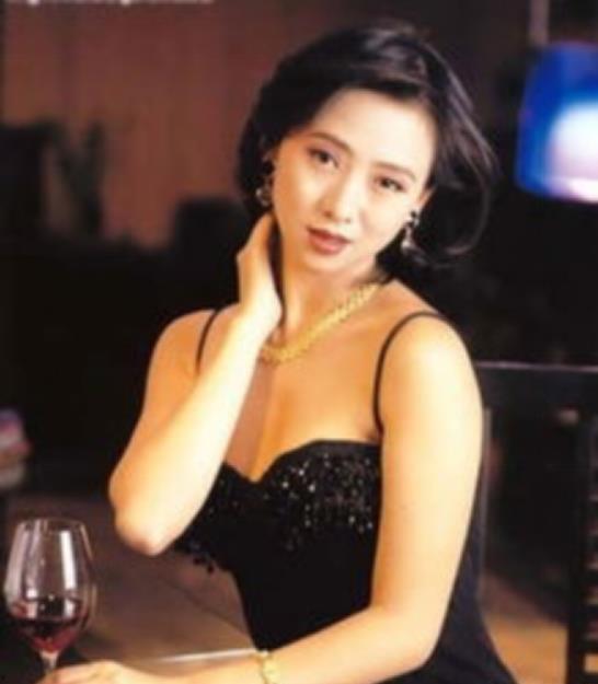 翁虹视频,揭秘明星背后的励志人生